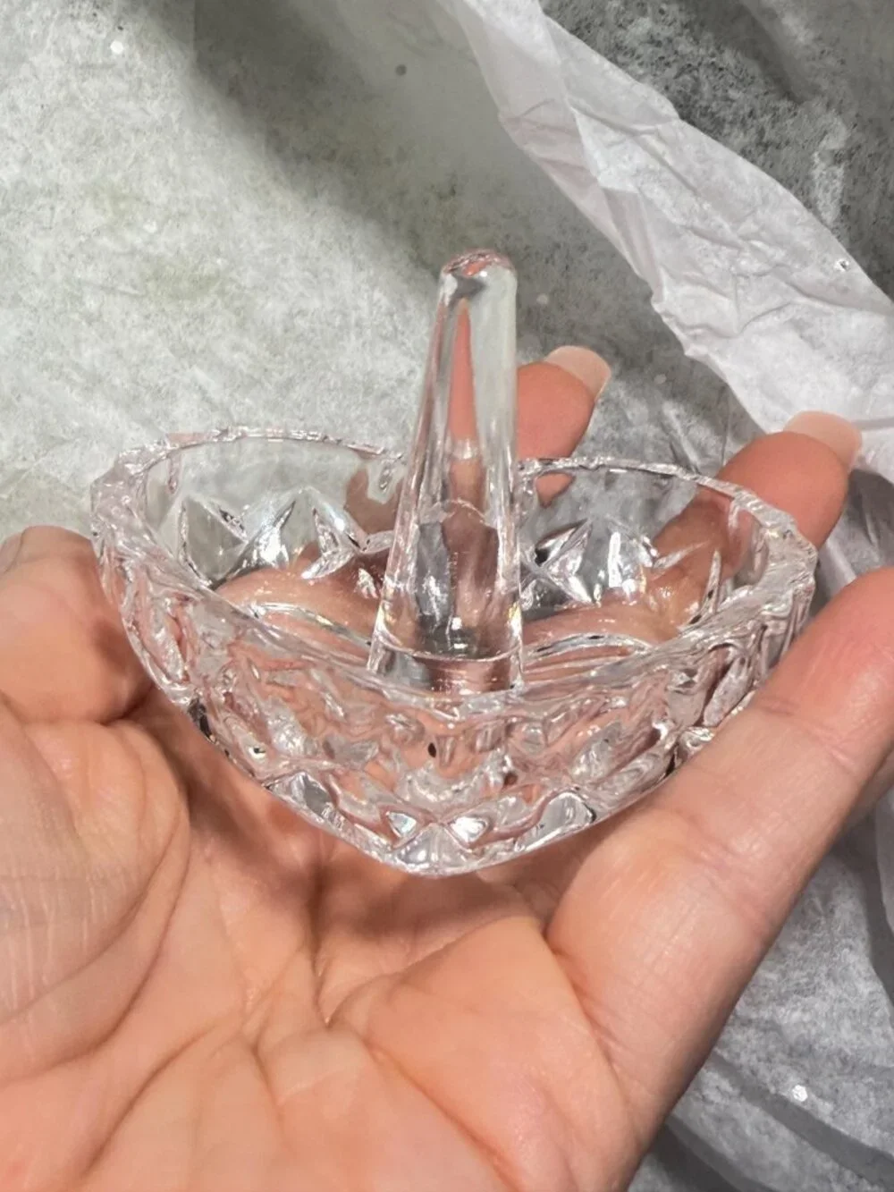 Vintage Heart Crystal Ring Holder Etched Glass Jewelry Dish Vanity Decor